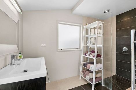 Photo of property in 89 South Road, Blagdon, New Plymouth, 4310