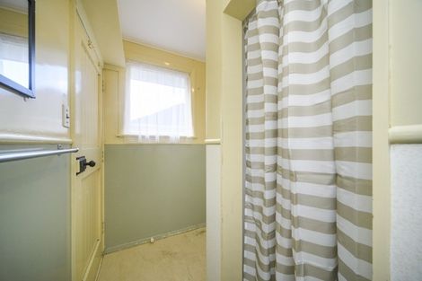 Photo of property in 5 London Terrace, Awapuni, Palmerston North, 4412