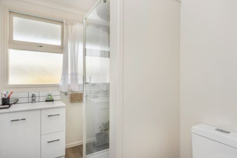 Photo of property in 2/10 Te Aroha Street, Hamilton East, Hamilton, 3216