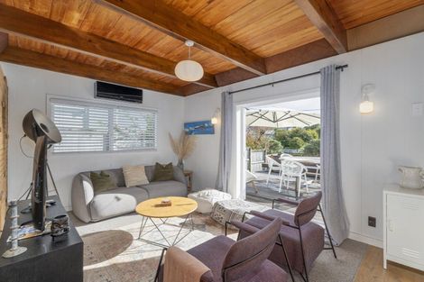 Photo of property in 33 Jubilee Drive, Pauanui, Hikuai, 3579