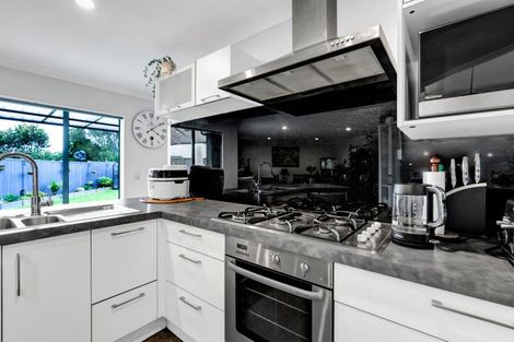 Photo of property in 22 Koromiko Street, Inglewood, 4330