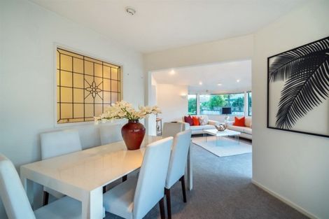 Photo of property in 2/1 Stratford Avenue, Milford, Auckland, 0620