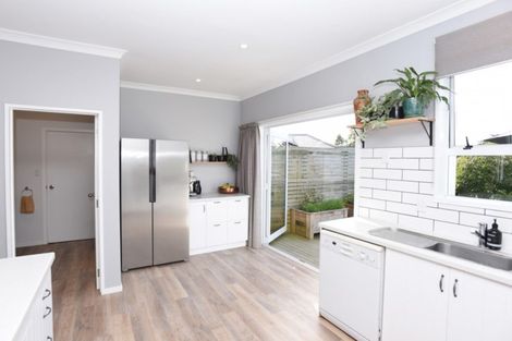 Photo of property in 431 Great North Road, Winton, 9720