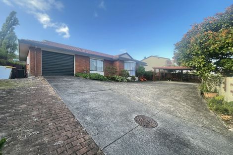 Photo of property in 63a Harmel Road, Glendene, Auckland, 0602