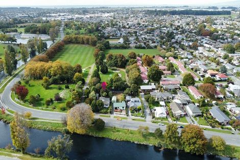 Photo of property in 740 Avonside Drive, Avonside, Christchurch, 8061