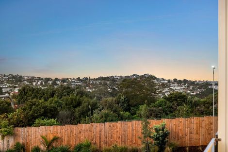 Photo of property in 39 Puihi Crescent, Massey, 0614