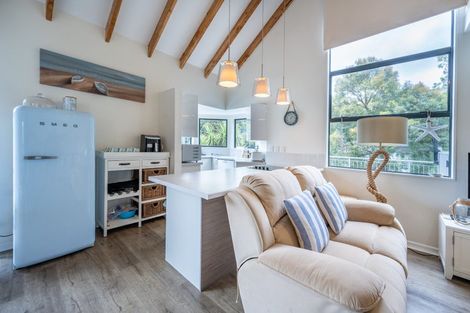 Photo of property in 79 Tikao Bay Road, Wainui, French Farm, 7582