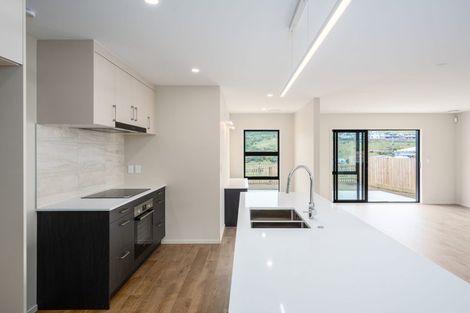 Photo of property in 67 Crompton Avenue, Churton Park, Wellington, 6037