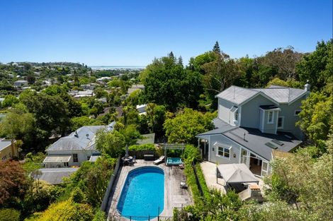 Photo of property in 36 Van Diemen Street, Nelson South, Nelson, 7010