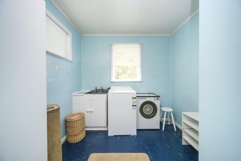 Photo of property in 7 Ruha Street, West End, Palmerston North, 4412