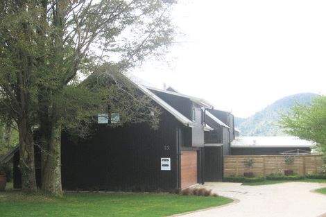 Photo of property in 15 Steep Street, Lake Okareka, Rotorua, 3076