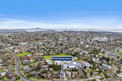 Photo of property in 43b Mirrabooka Avenue, Botany Downs, Auckland, 2010