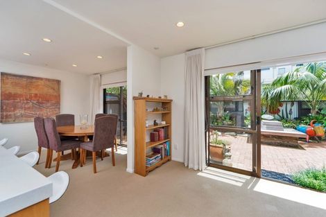 Photo of property in 7b Atkin Avenue, Mission Bay, Auckland, 1071