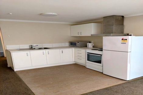 Photo of property in 23 Downing Street, Glenfield, Auckland, 0629