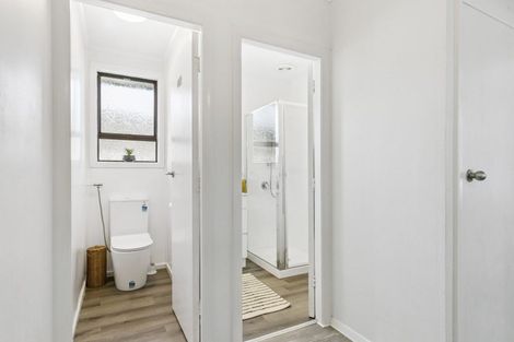 Photo of property in 11b Greer Crescent, Tawa, Wellington, 5028