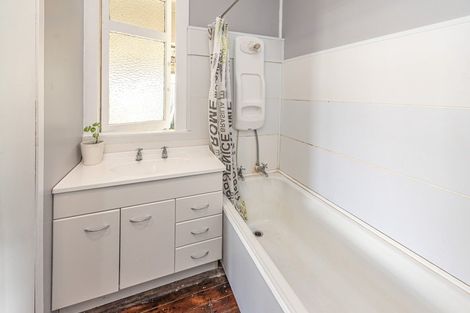 Photo of property in 31 Toro Street, Durie Hill, Whanganui, 4500