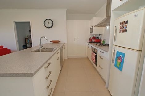 Photo of property in 114 Te Manatu Drive, Huntington, Hamilton, 3210