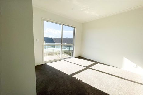 Photo of property in 6 Sai Ridge Close, Pukekohe, 2120
