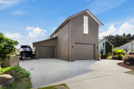 Photo of property in 13 Awanui Crescent, Matakana, Warkworth, 0985