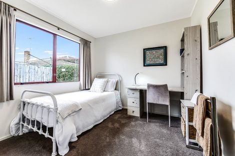 Photo of property in 51a Collins Road, Melville, Hamilton, 3206