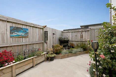 Photo of property in 11 Kamahi Crescent, Papamoa Beach, Papamoa, 3118