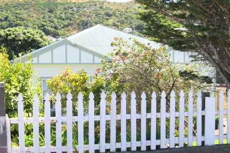 Photo of property in 112 Clyde Street, Island Bay, Wellington, 6023