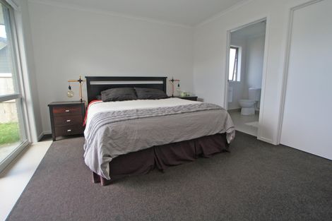 Photo of property in 114 Te Manatu Drive, Huntington, Hamilton, 3210