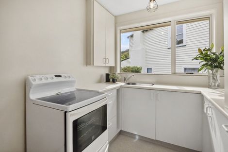 Photo of property in 52c Royal Terrace, Dunedin Central, Dunedin, 9016