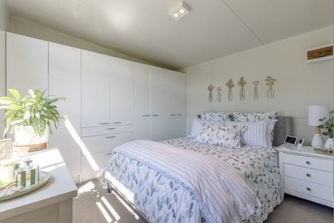 Photo of property in 307 White Road, Waipawa, Otane, 4277