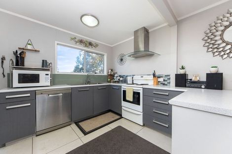 Photo of property in 1/43 Don Buck Road, Massey, Auckland, 0614