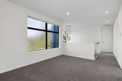 Photo of property in 5 Waipuia Place, Greenhithe, Auckland, 0632