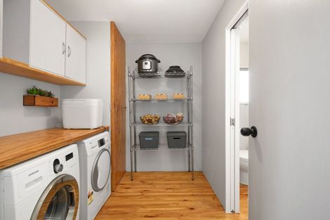 Photo of property in 25a Bell Street, Tawa, Wellington, 5028