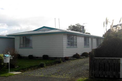 Photo of property in 20 Kupe Drive, Carterton, 5713