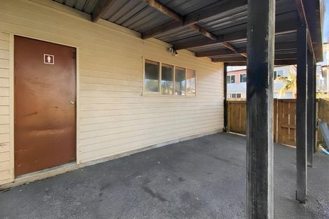 Photo of property in 63 Kervil Avenue, Te Atatu Peninsula, Auckland, 0610