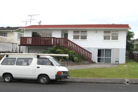 Photo of property in 8 Tamahere Drive, Glenfield, Auckland, 0629