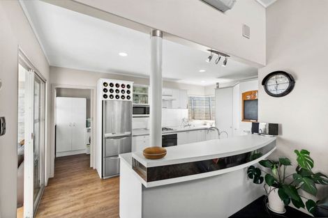 Photo of property in 89 South Road, Blagdon, New Plymouth, 4310