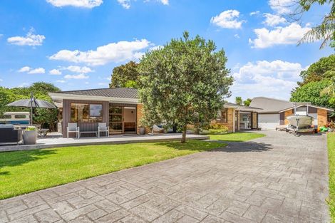 Photo of property in 8 Waimanu Place, Point Wells, 0986