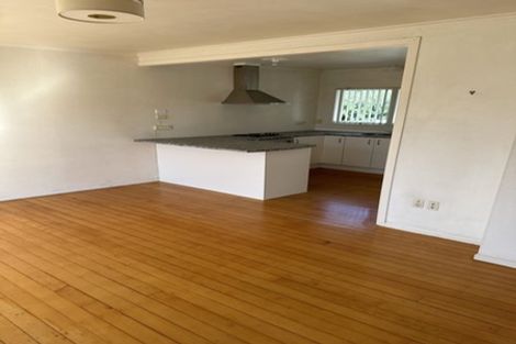 Photo of property in 1/8 Craig Road, Milford, Auckland, 0620