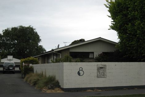 Photo of property in 8 Burnside Crescent, Burnside, Christchurch, 8053