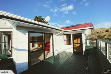 Photo of property in 117 Stratton Street, Normandale, Lower Hutt, 5010