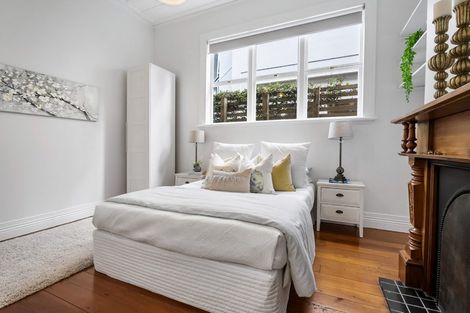 Photo of property in 24 Anne Street, Devonport, Auckland, 0624