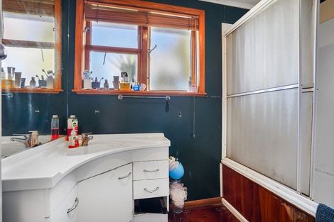 Photo of property in 8 Lee Place, Bader, Hamilton, 3206