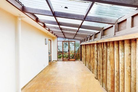 Photo of property in 91 Black Rock Road, Newlands, Wellington, 6037