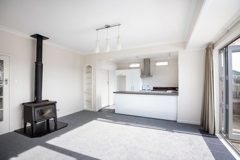 Photo of property in 40 Robe Street, New Plymouth, 4310