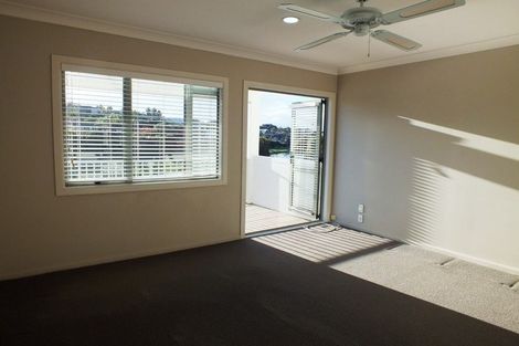 Photo of property in 16 Greenway Rise, Gulf Harbour, Whangaparaoa, 0930