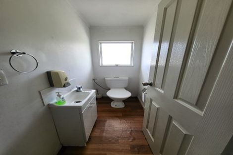 Photo of property in 1/13 Fernhaven Place, Massey, Auckland, 0614