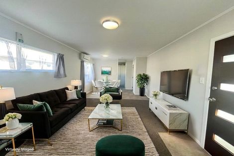 Photo of property in 75a Willis Road, Papakura, 2110