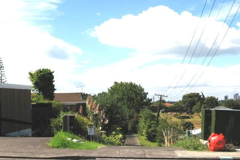 Photo of property in 2/28 Gordon Avenue, Milford, Auckland, 0620