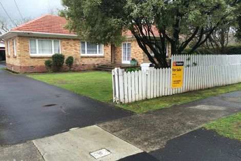 Photo of property in 12 Willis Road, Papakura, 2110
