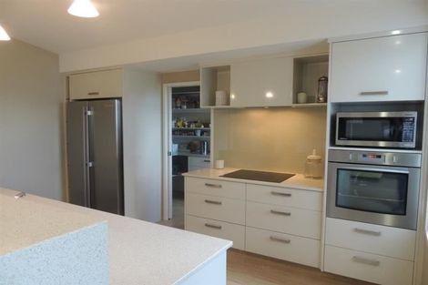 Photo of property in 32 Pacific Avenue, Poraiti, Napier, 4112